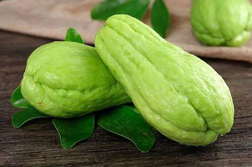 吃生瓜梨果发烧,揭秘夏日饮食健康隐患