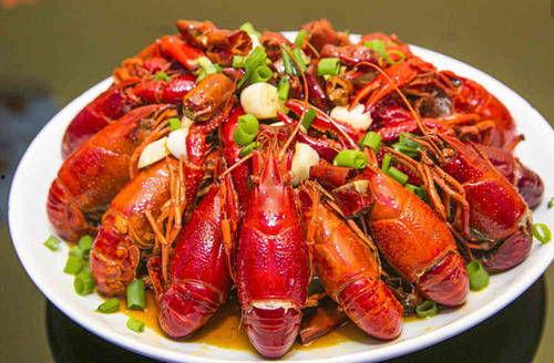 吃龙虾看瓜,夏日狂欢美食之旅