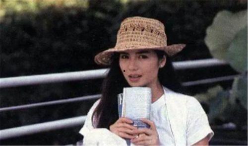 吃瓜少女十三妹,揭秘娱乐圈背后的故事